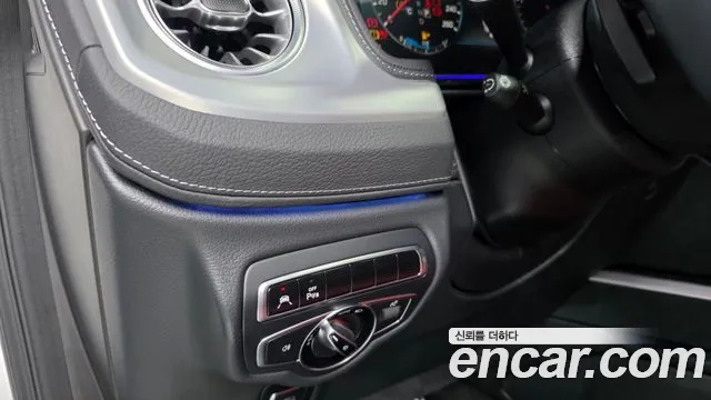 Mercedes-Benz G-Class — Фото автомобиля 17