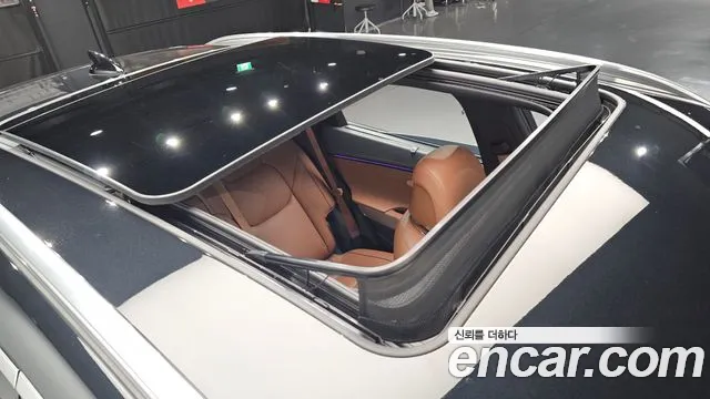 Genesis GV70 2.5T Бензин 2WD — Фото автомобиля 25