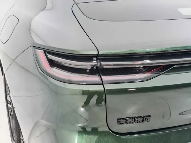 Geely Galaxy Xingyao 8 — Фото автомобиля 18