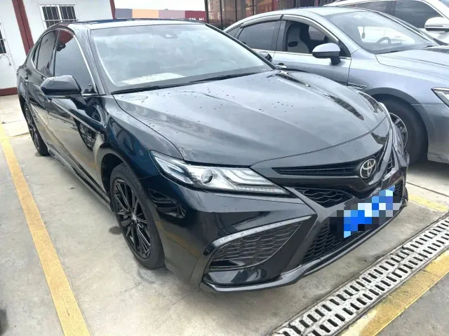 Toyota Camry — Фото автомобиля 3