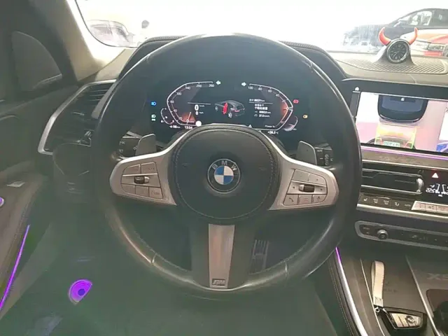 BMW X5 — Фото автомобиля 10