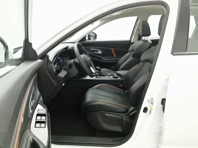 Changan X7 Plus — Фото автомобиля 10