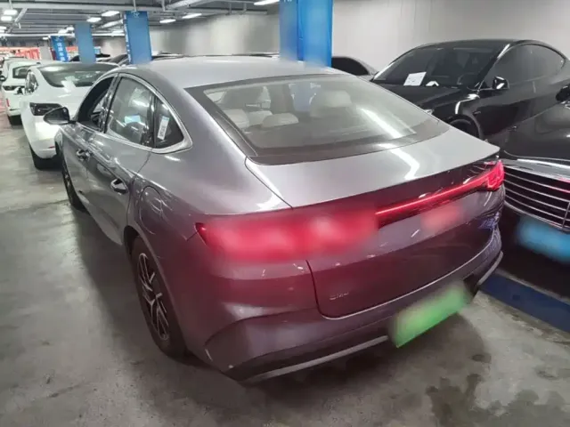 BYD Qin L 2024 DM-i 80KM Superior — Фото автомобиля 4