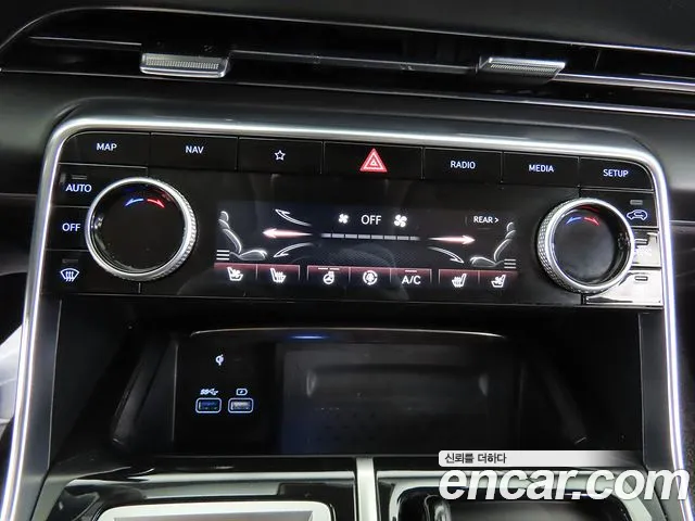 Genesis GV80 — Фото автомобиля 16