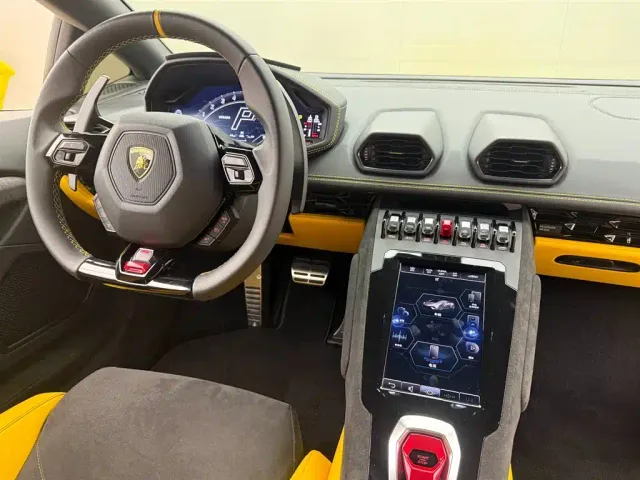 Lamborghini Huracan — Фото автомобиля 11