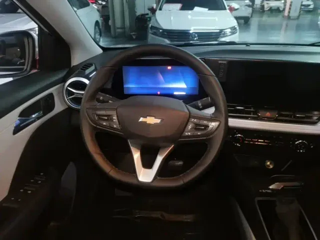 Chevrolet Monza — Фото автомобиля 10
