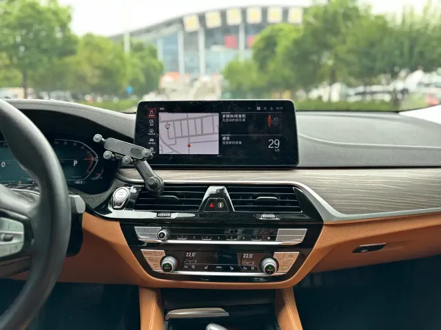 BMW 6 Series Gran Turismo — Фото автомобиля 19