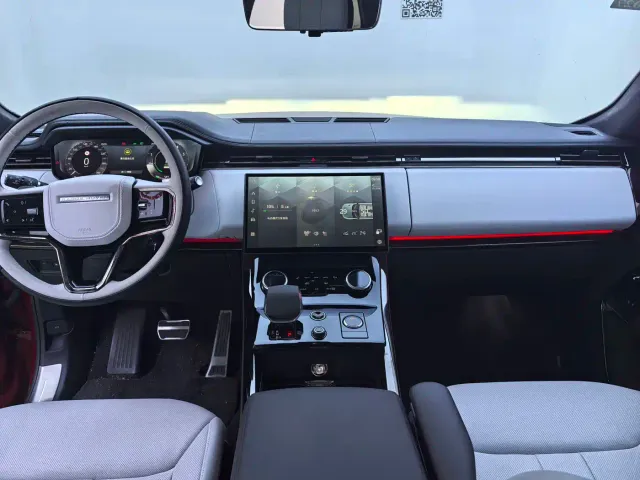 Land Rover Range Rover Sport — Фото автомобиля 9