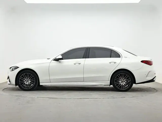Mercedes-Benz C-Class — Фото автомобиля 6