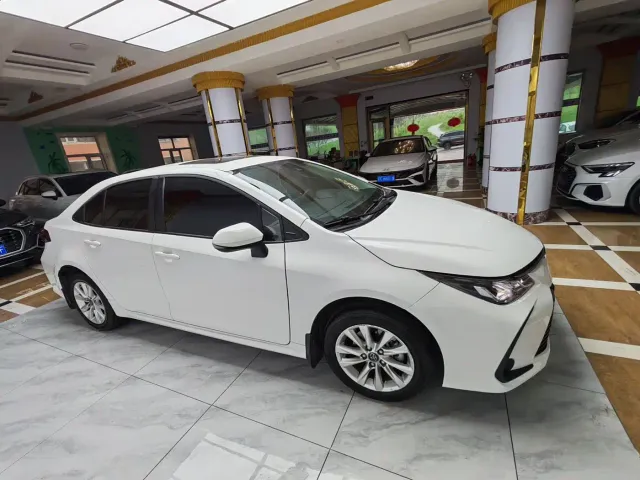 Toyota Corolla — Фото автомобиля 4