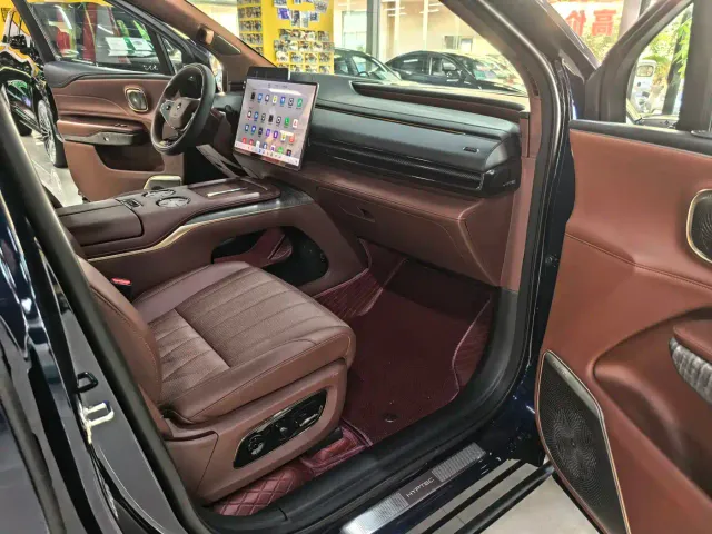 GAC Hyptec HL — Фото автомобиля 10