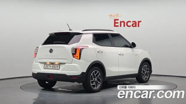 KG_Mobility_Ssangyong TIBOLI Very New Tivoli Бензин 1.5 2WD — Фото автомобиля 2