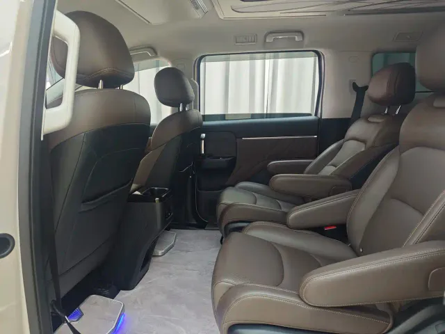Wuling Starlight 730 — Фото автомобиля 7