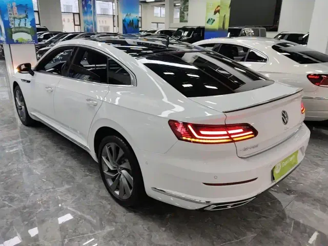 Volkswagen CC — Фото автомобиля 4