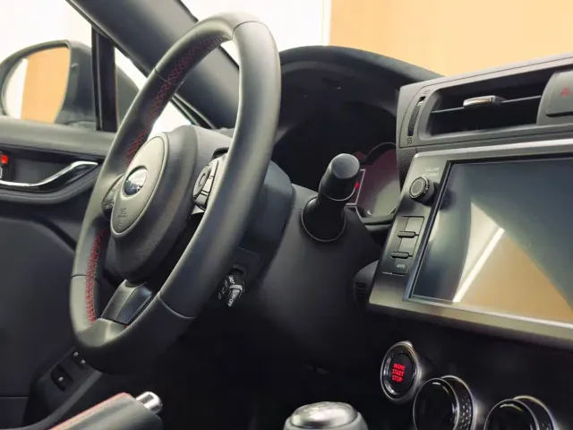 Subaru BRZ — Фото автомобиля 7