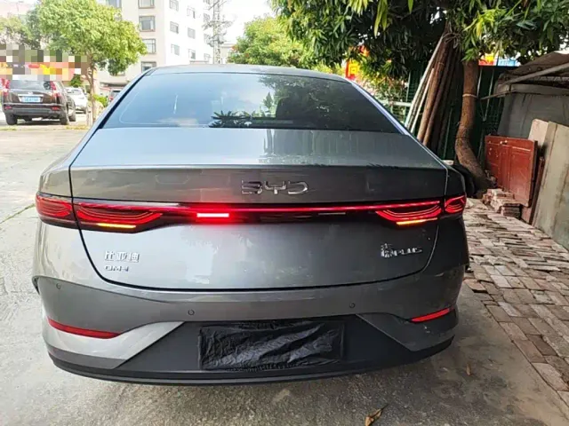 BYD Qin PLUS — Фото автомобиля 5