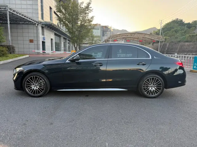 Mercedes-Benz C-Class — Фото автомобиля 16