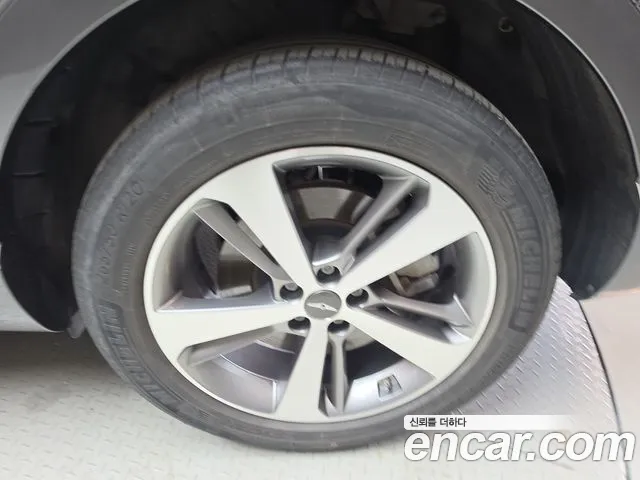 Genesis GV80 — Фото автомобиля 6