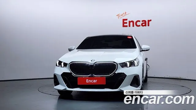 BMW 5-Series 5 серия (G60) 530i xDrive M Sport — Фото автомобиля 3