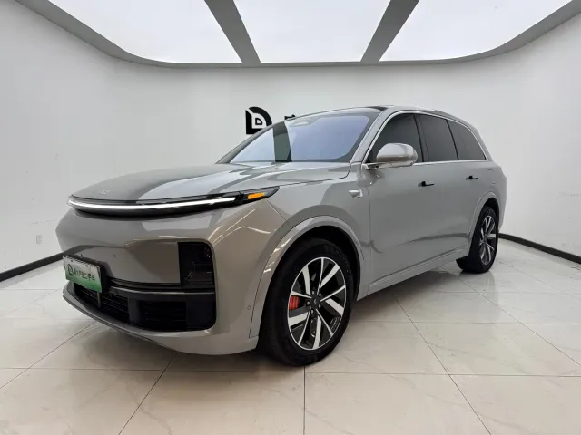 Фотография автомобиля — Li Auto L8