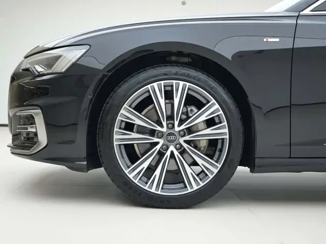 Audi A6L — Фото автомобиля 14