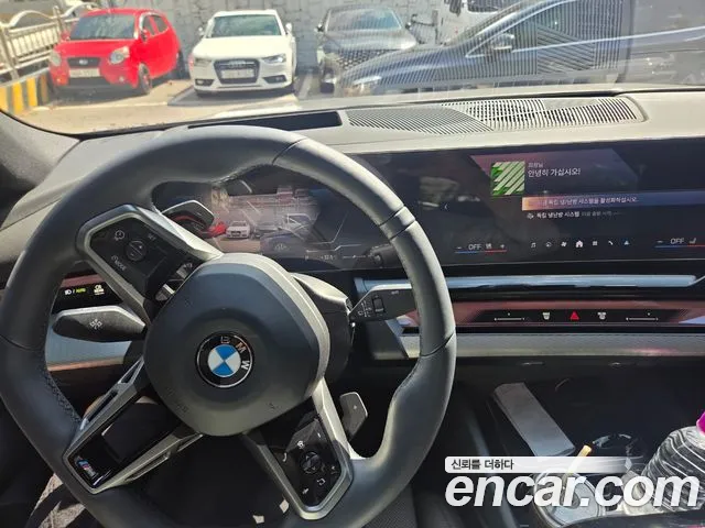 BMW 5 Series G60 — Фото автомобиля 8