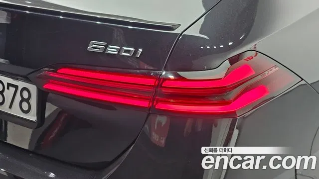 BMW 5-Series — Фото автомобиля 19