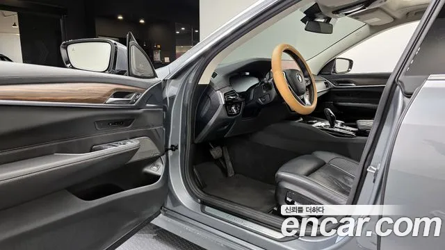 BMW Gran Turismo — Фото автомобиля 12
