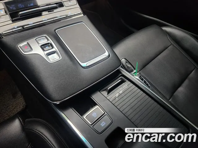 Hyundai Grandeur New — Фото автомобиля 14