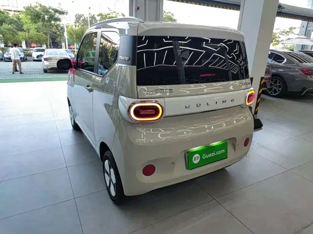 Wuling Hongguang Mini EV — Фото автомобиля 4