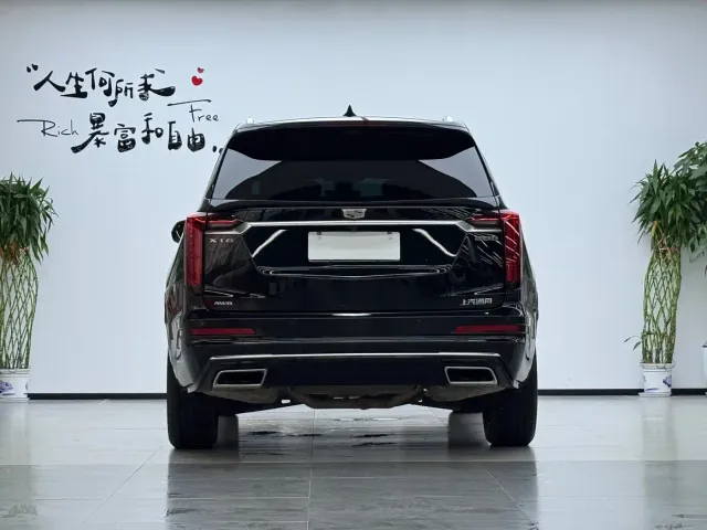 Cadillac XT6 — Фото автомобиля 21