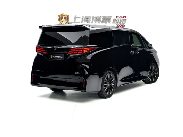 Toyota Alphard — Фото автомобиля 2