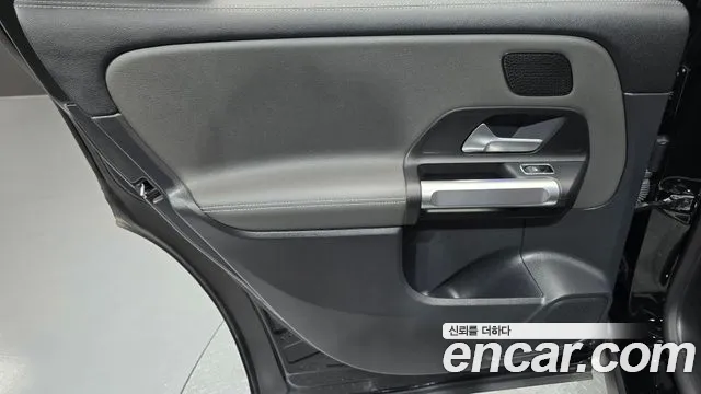 Mercedes-Benz EQB X243 — Фото автомобиля 14