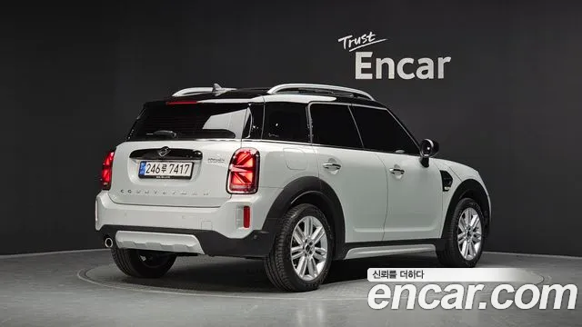 MINI Countryman — Фото автомобиля 2