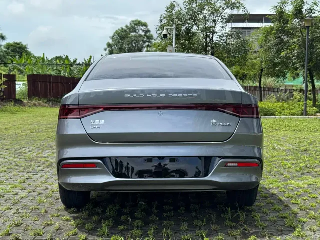 BYD Qin PLUS — Фото автомобиля 5