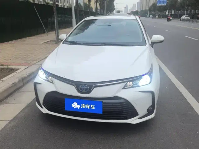 Toyota Corolla — Фото автомобиля 2