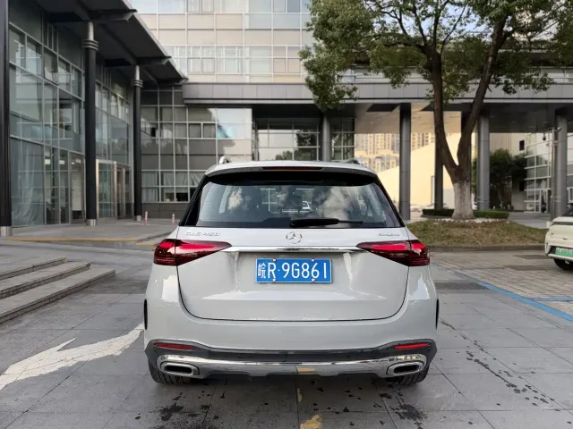 Mercedes-Benz GLE-Class — Фото автомобиля 6