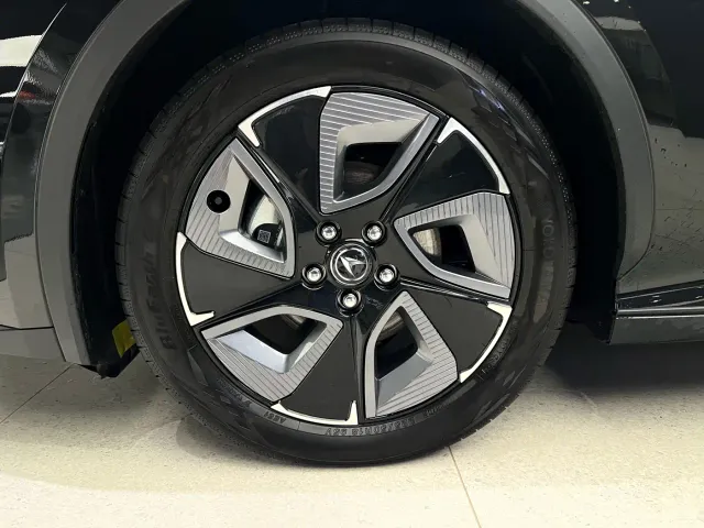 Toyota bZ3 — Фото автомобиля 9