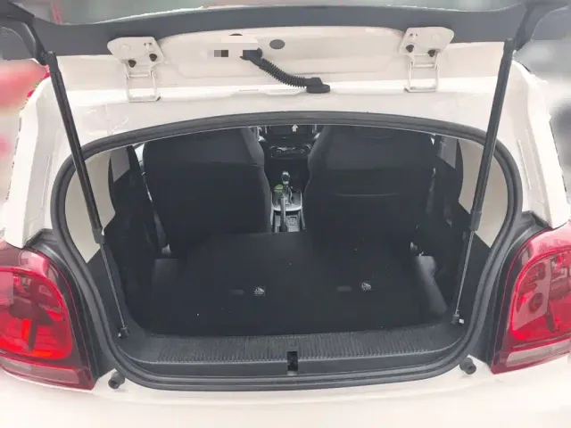 Roewe Clever — Фото автомобиля 15