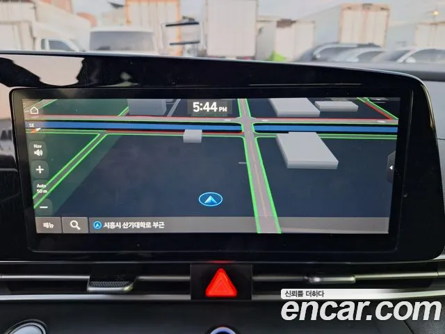 Hyundai Avante CN7 — Фото автомобиля 9