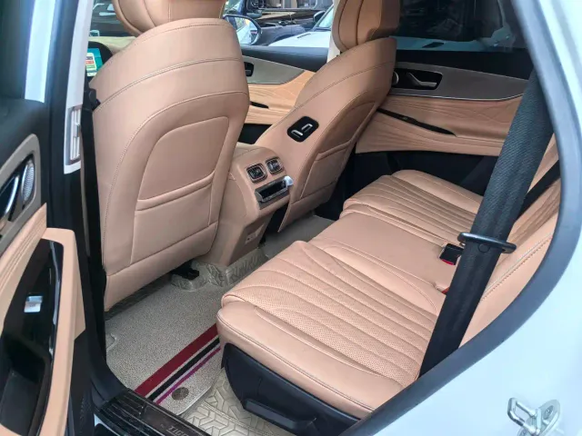 Chery Tiggo 9 — Фото автомобиля 10