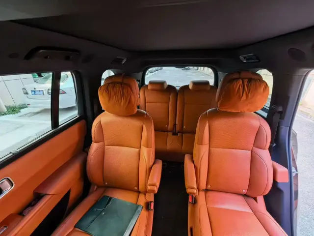 Li Auto L9 — Фото автомобиля 7