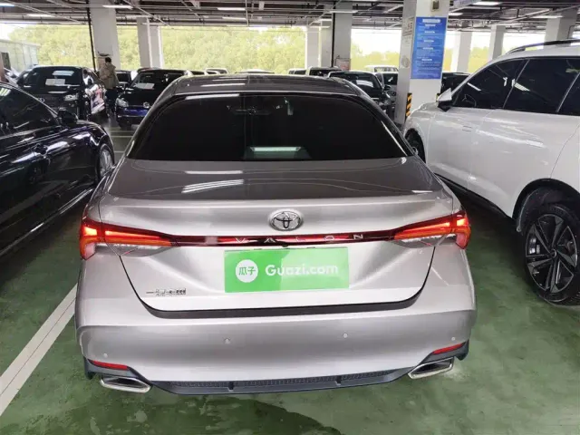 Toyota Avalon — Фото автомобиля 5