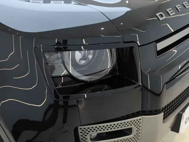 Land Rover Defender — Фото автомобиля 21