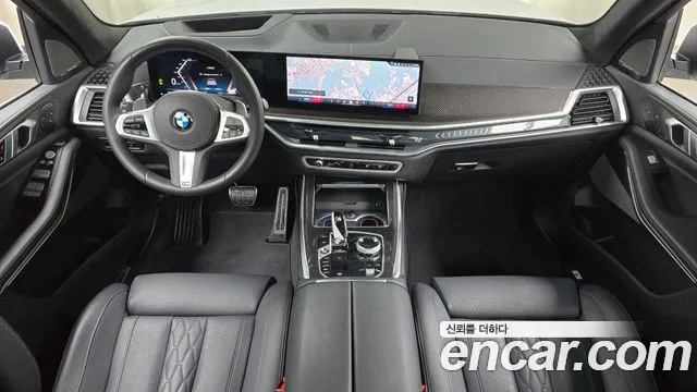 BMW X7 — Фото автомобиля 7