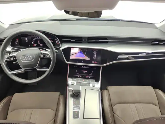 Audi A7L — Фото автомобиля 12