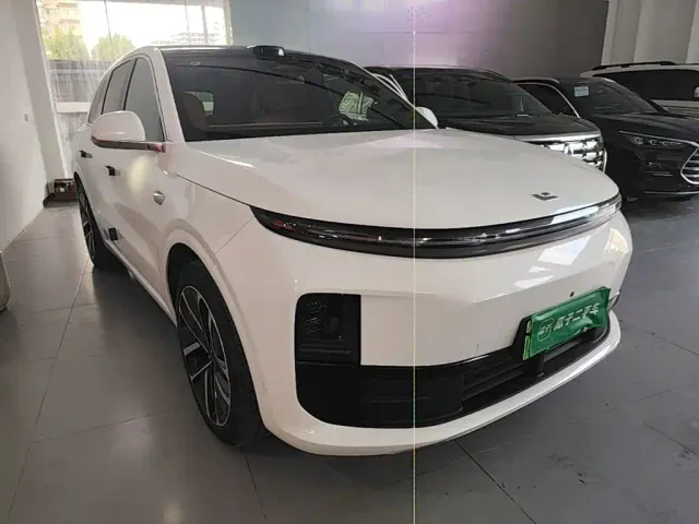Li Auto L6 — Фото автомобиля 3