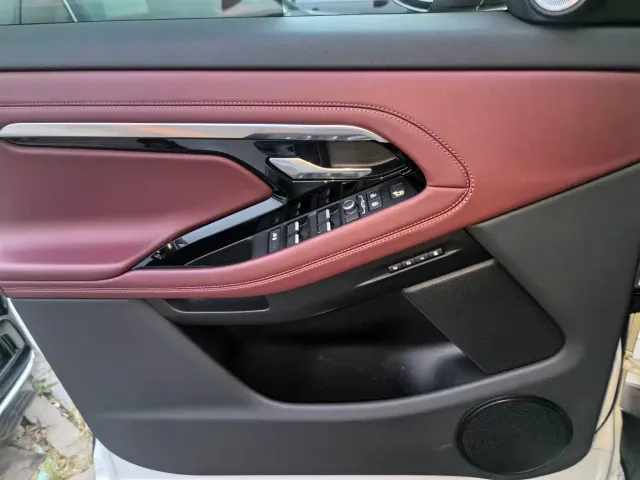 Land Rover Range Rover Evoque — Фото автомобиля 14