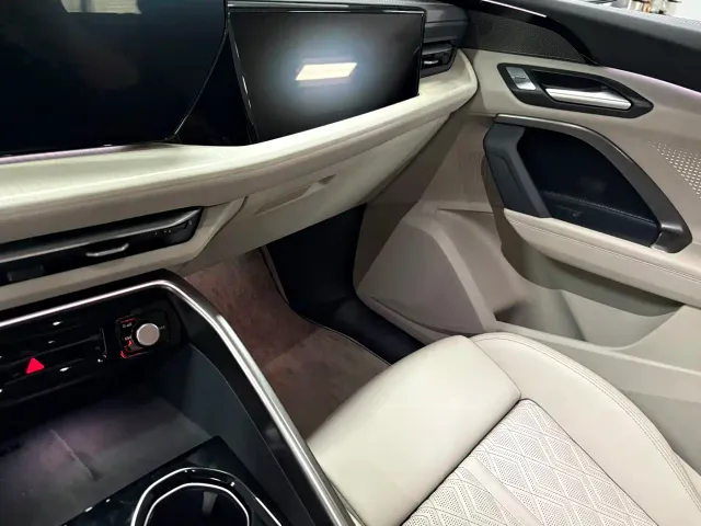 Audi Q5L — Фото автомобиля 12