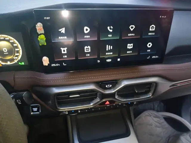 Geely Haoyue — Фото автомобиля 9